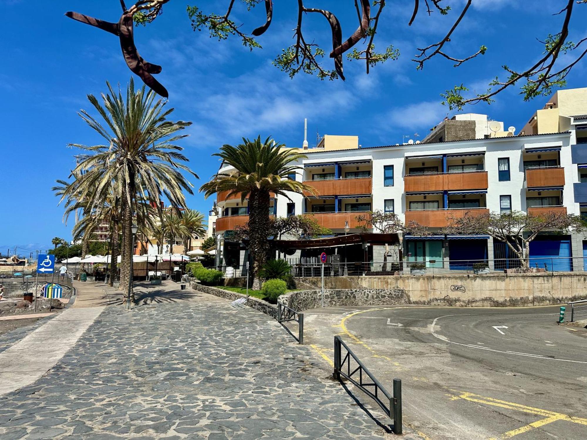 Pambnb - Chic Beachside Apartment Playa San Juan Екстериор снимка