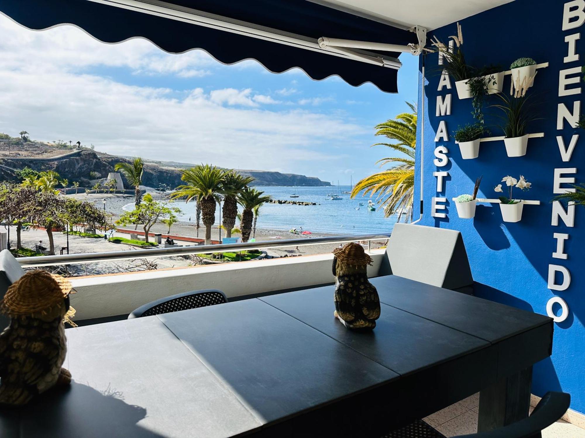 Pambnb - Chic Beachside Apartment Playa San Juan Екстериор снимка